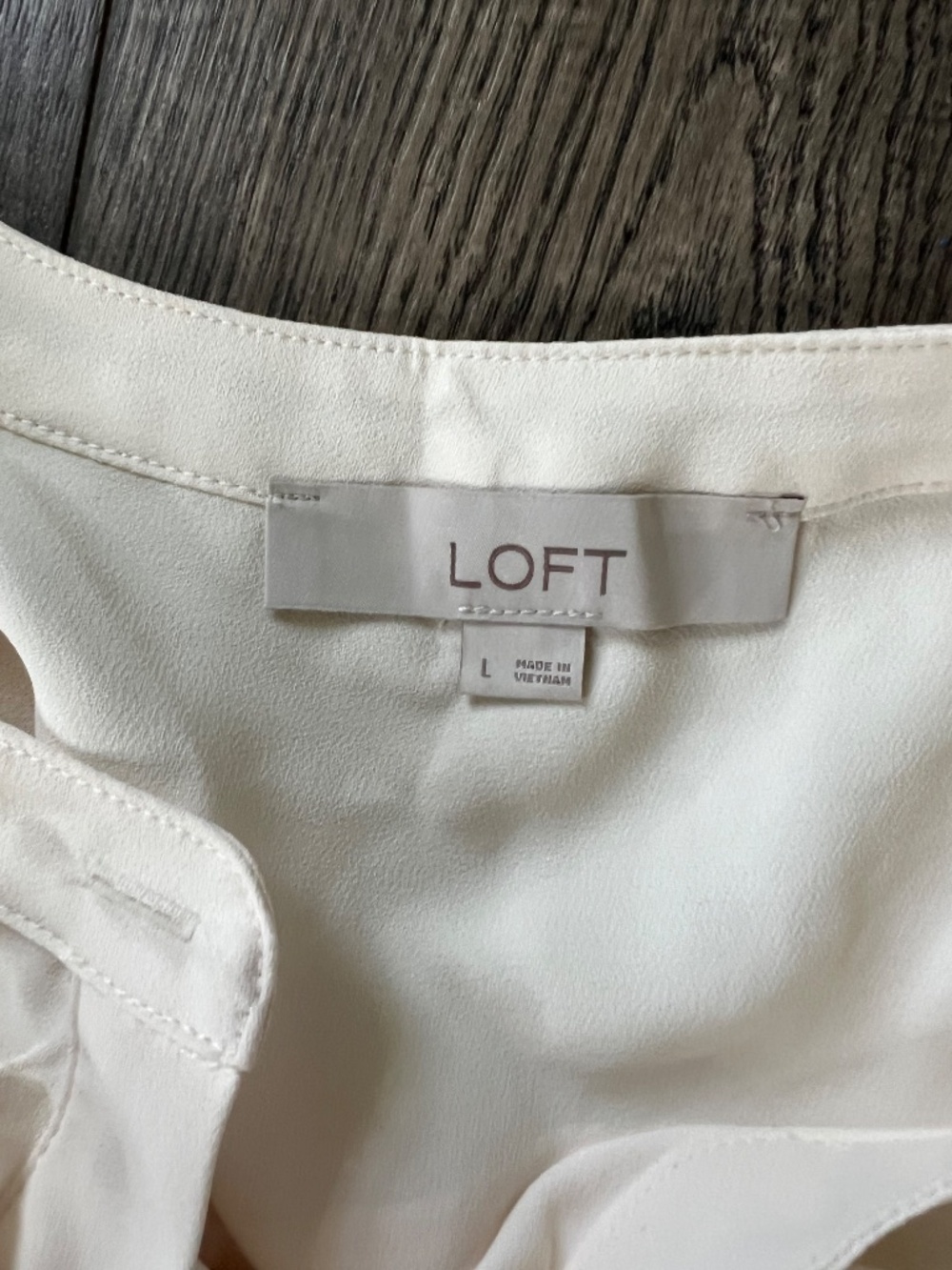 NWOT Loft ruffle neck ivory poet blouse - Picture 7 of 7